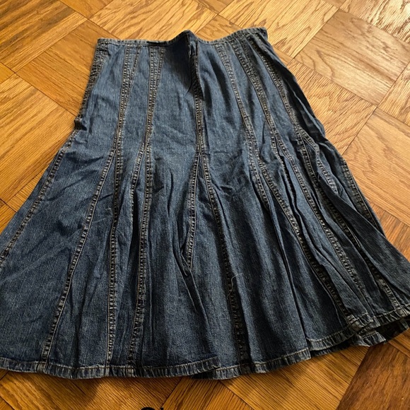 Price and size listed on photo. Ask for a bundle price. - Picture 9 of 14